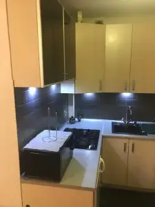 Kawalerka do wynajęcia blisko miasteczka Uniwersyteckiego