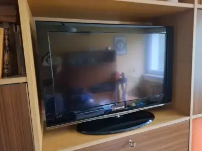 Telewizor SAMSUNG 32 cale
