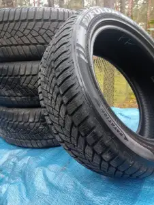 Opony zimowe Fulda 215/55R17098V