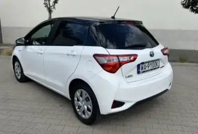 Toyota Yaris III Hybrid 2017, 100 tys. km