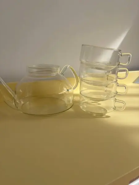 Vintage Jenaer Glas – zestaw Bauhaus: 8 szklanek i czajnik
