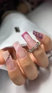 Mobilna stylizacja paznokci – Hybryda, Żel, Przedłużanie – Paula Beauty Nails - miniatura 3