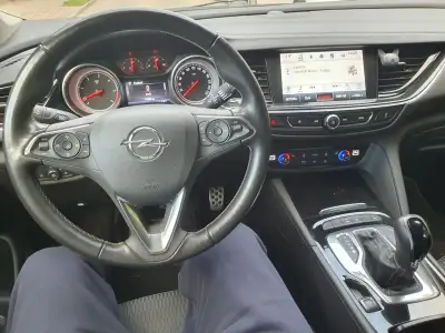 !! Opel Insignia II turbo diesel automat 170 KM wypasiony !! - miniatura 5