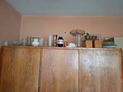 Stare wazoniki, porcelana, porcelit, kryształ, szkło