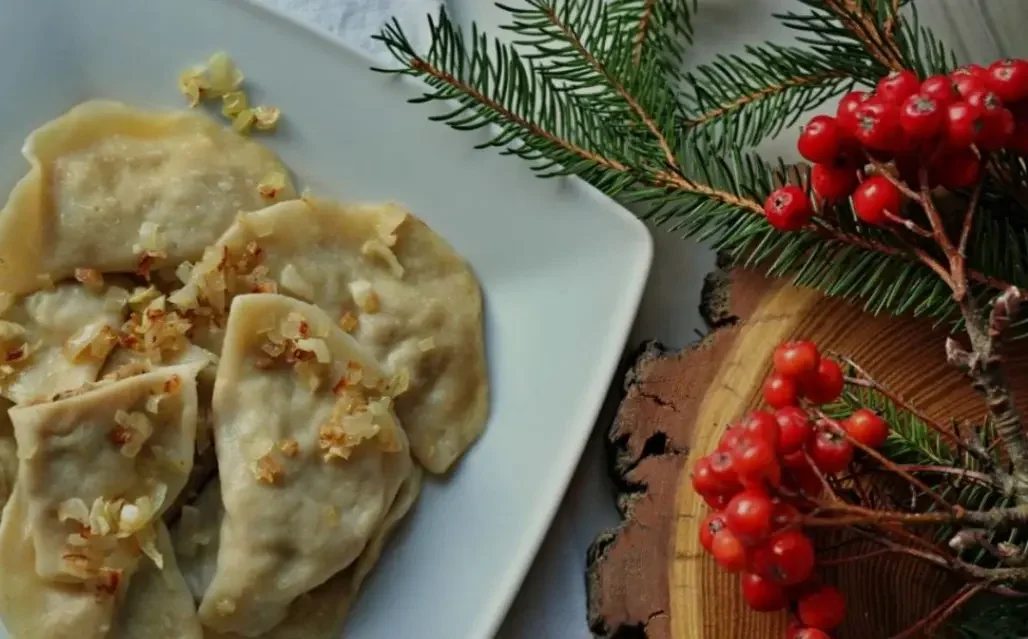 Pierogi z ziemniakami, kapusta - zdjęcie 1
