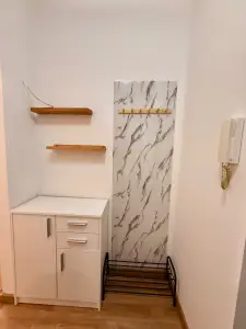 DO WYNAJĘCIA KAWALERKA W ZABRZU - miniatura 2