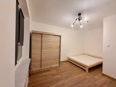 DO WYNAJĘCIA KAWALERKA W ZABRZU - miniatura 7
