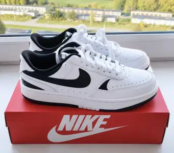 Nike Gamma Force damskie 38,5 – nowe z pudełkiem 🤍🖤 - miniatura 2